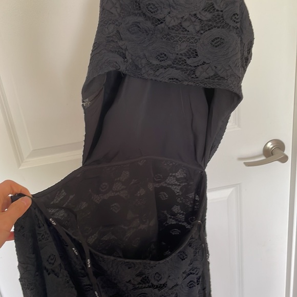 ALI & JAY black lace high-low dress - Picture 3 of 3